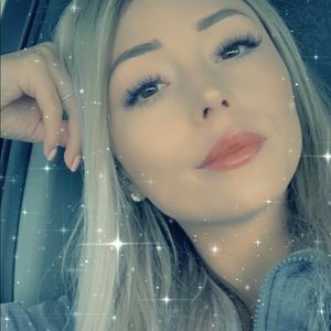 Meet your Posher, Mackenzie